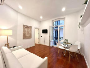 ELE Apartments Compañía